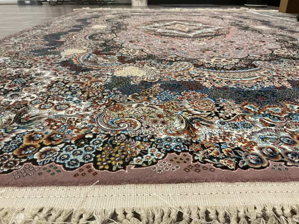 Carpets and rugs steam cleaning
